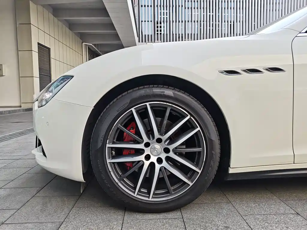 Ghibli 2017 3.0T Standard Edition купить на сайте DeffCars