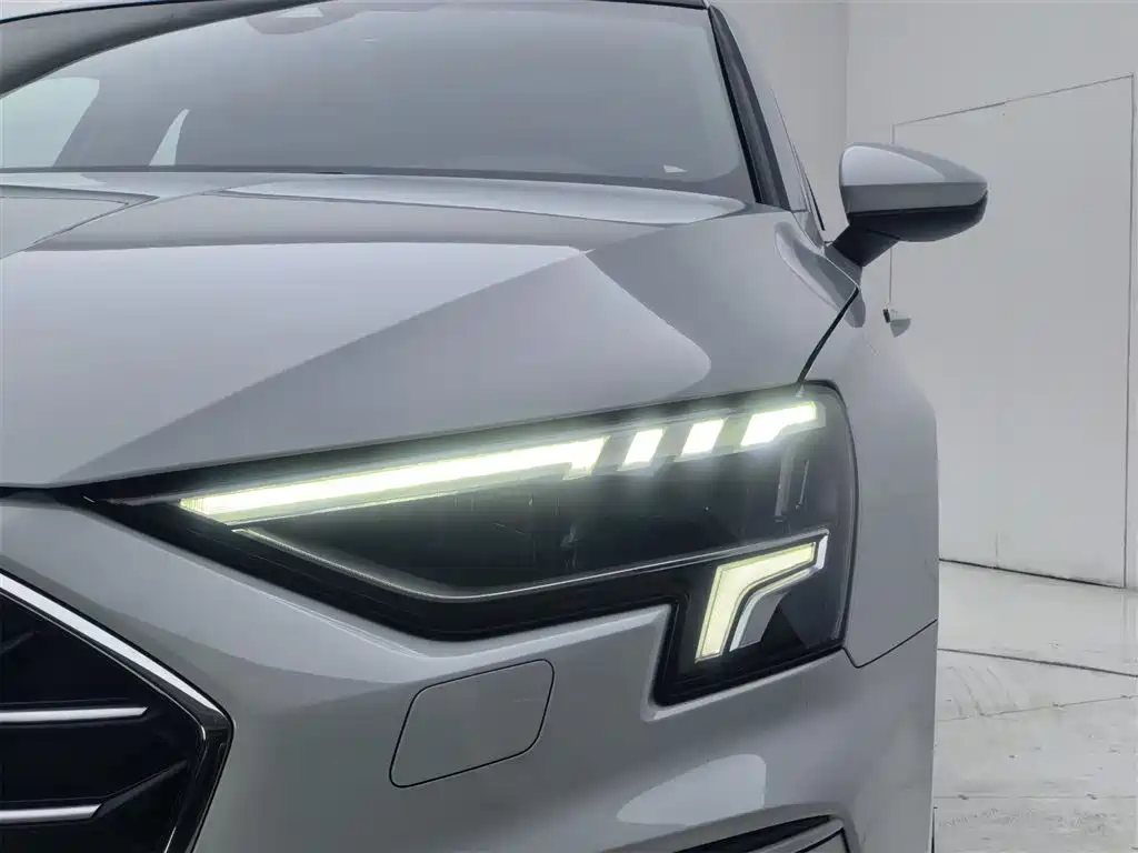 Audi A3 2023 facelift Sportback 35 TFSI stylish and sporty купить на сайте DeffCars