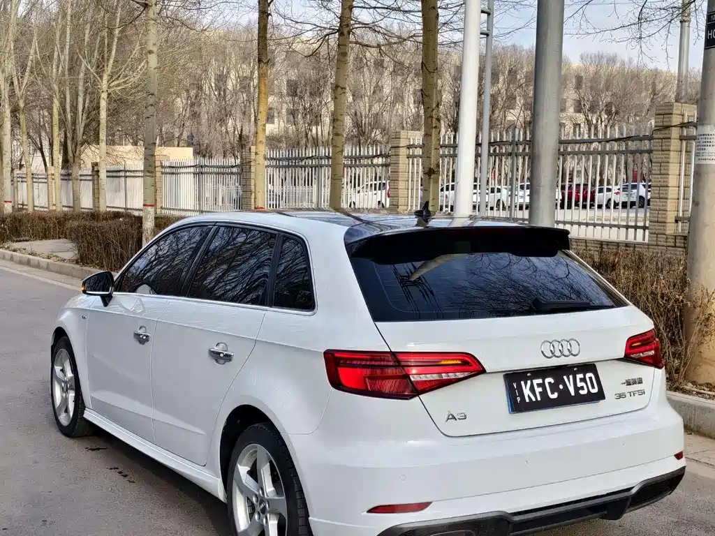 Audi A3 2020 Sportback 35 TFSI Fashion Type National VI купить на сайте DeffCars