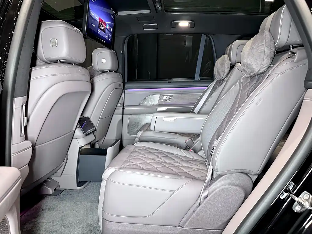 NIO ES8 2026 Six-seater Executive Deluxe Edition купить на сайте DeffCars