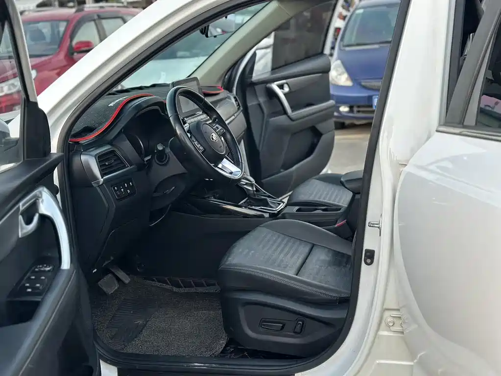 Zhipao 2019 2.0L Automatic Smart Enjoy Deluxe Edition купить на сайте DeffCars