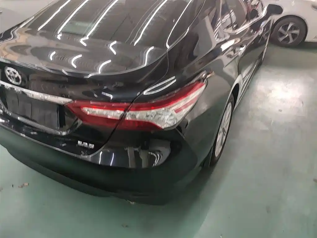 Camry 2021 2.0G Deluxe Edition купить на сайте DeffCars