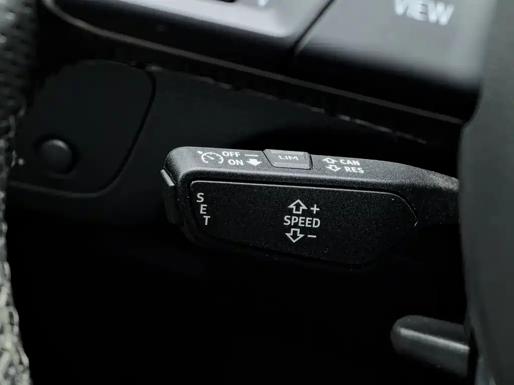 Audi Q5L Sportback 2022 facelift 40 TFSI luxury model купить на сайте DeffCars