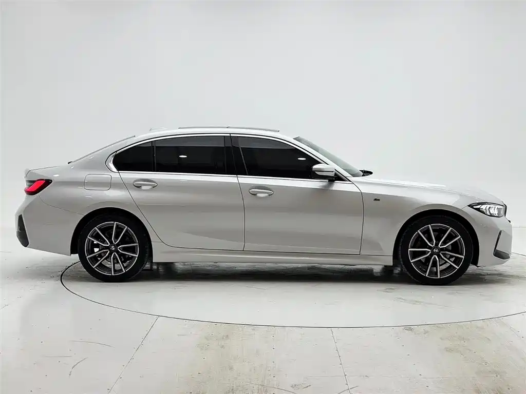 BMW 3 Series 2023 320Li M Sports Package купить на сайте DeffCars