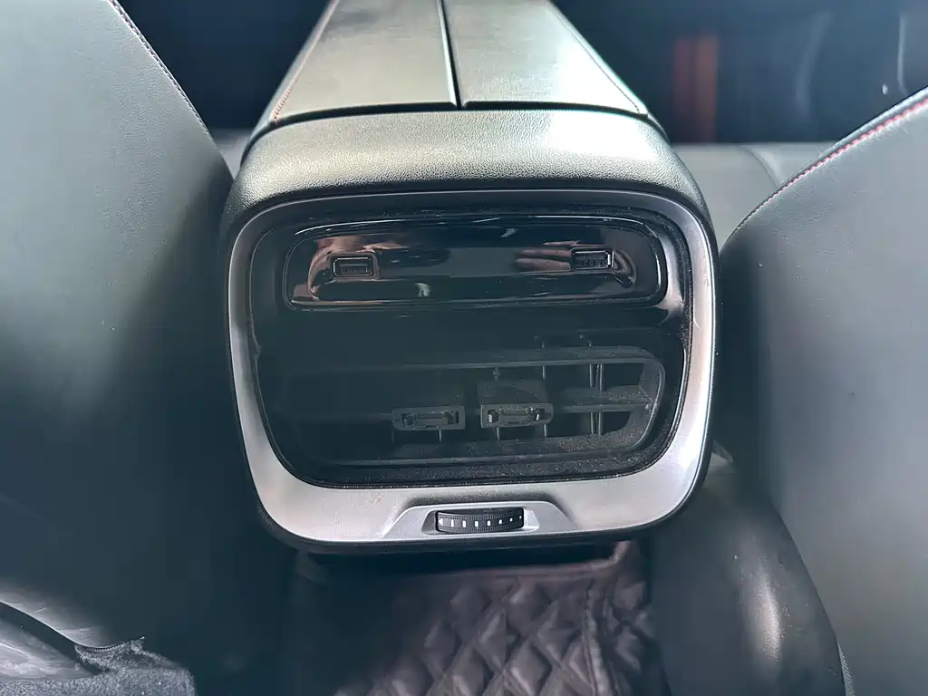 Xpeng P7 2020 rear-wheel drive long-range smart travel version купить на сайте DeffCars