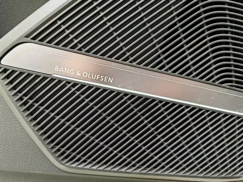 Audi Q5L 2024 45 TFSI luxury and dynamic model купить на сайте DeffCars