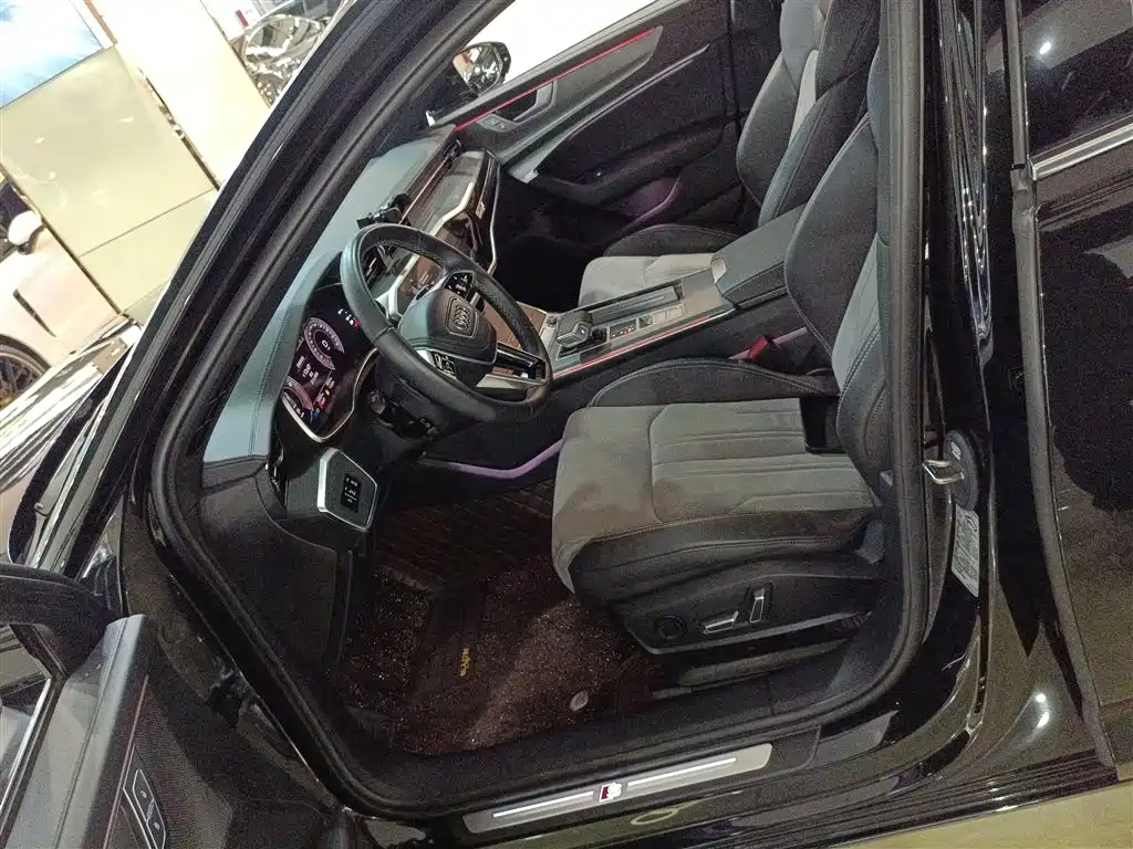Audi A6L 2024 45 TFSI Premium Dynamic Model купить на сайте DeffCars