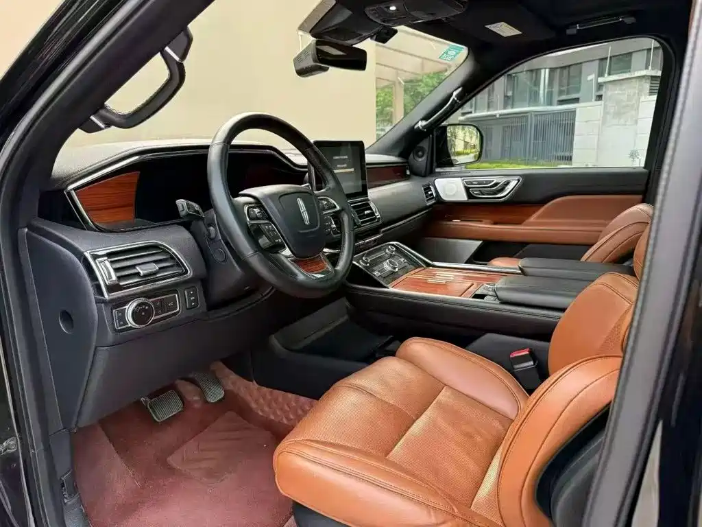 Navigator 2018 3.5T Honor Edition National V купить на сайте DeffCars