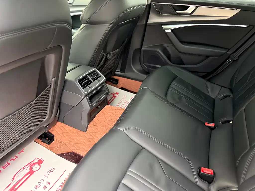 Audi A7 2021 45 TFSI Premium Selection купить на сайте DeffCars