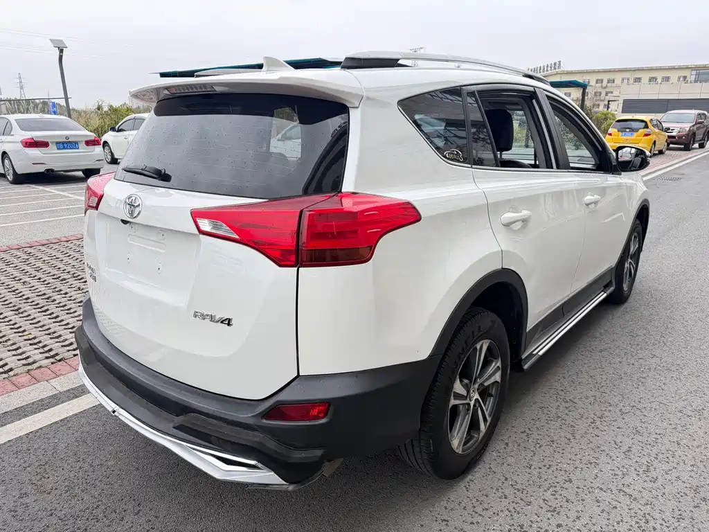 RAV4 Rongfang 2015 2.0L CVT two-wheel drive urban version купить на сайте DeffCars