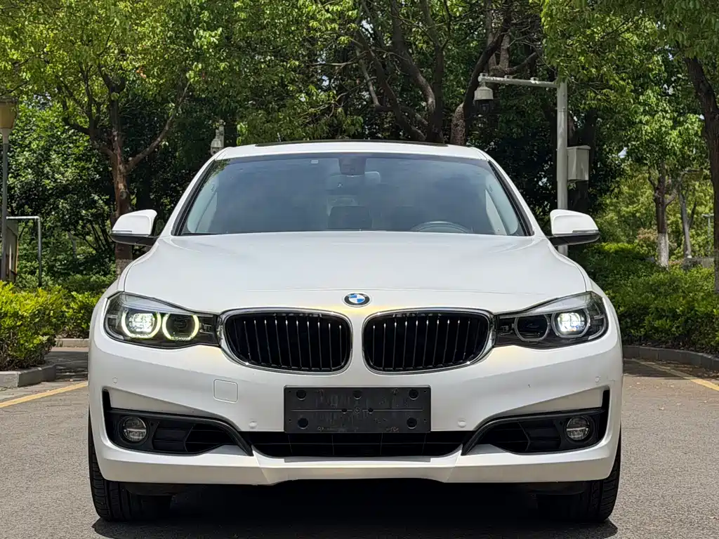 BMW 3 Series GT 2018 320i Fashion Model купить на сайте DeffCars