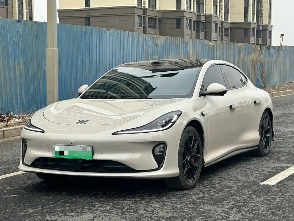 Zhiji L6 2025 Max+ купить на сайте DeffCars