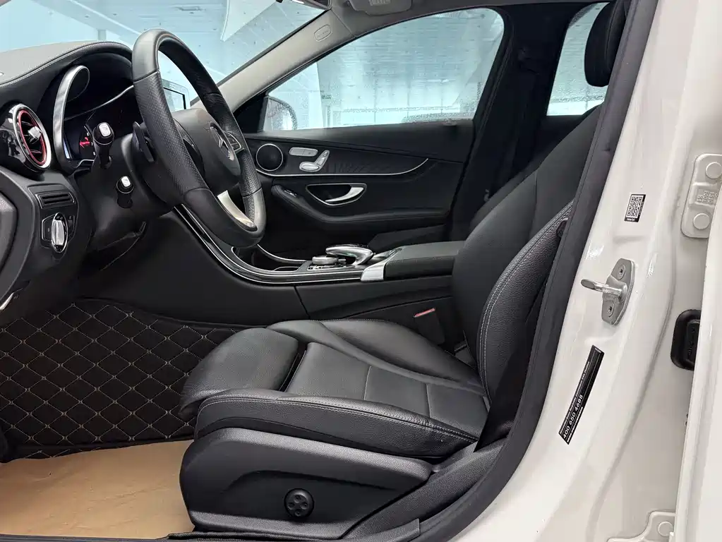 Mercedes-Benz C-Class 2017 C 200 L Sports Edition купить на сайте DeffCars
