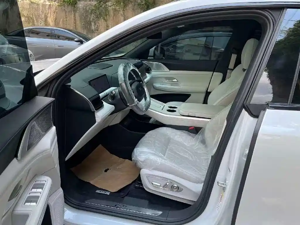 Xpeng G9 2024 model 702 Max купить на сайте DeffCars