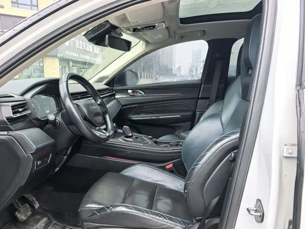 Lynk & Co 05 2020 2.0TD 2WD Yao Plus купить на сайте DeffCars