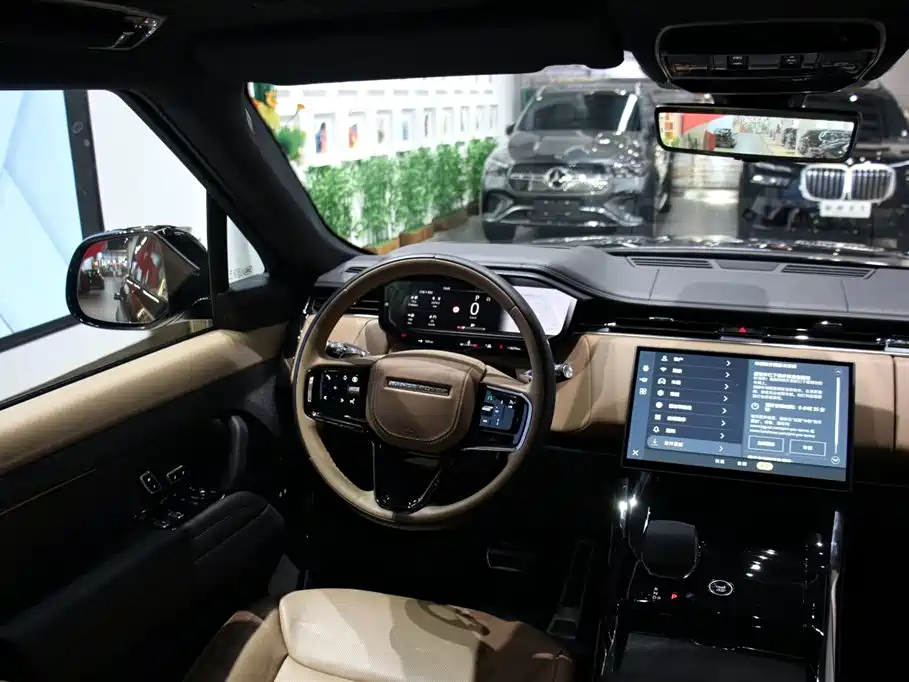 Range Rover Sport 2024 400PS Model Edition купить на сайте DeffCars
