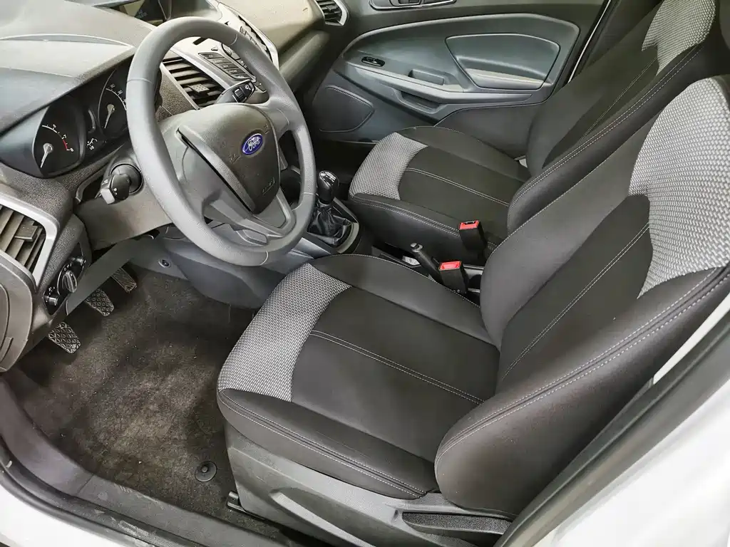 Yibo 2017 1.5L manual comfort model купить на сайте DeffCars