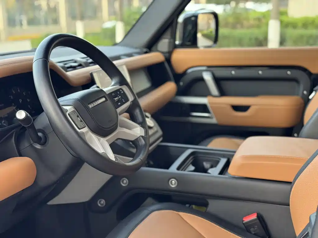 Land Rover Defender 2024 110 3.0T P400 X-DYNAMIC HSE купить на сайте DeffCars