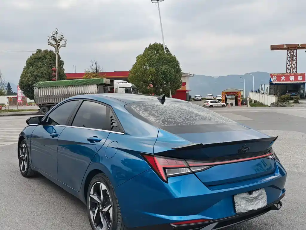 Elantra 2021 1.5L CVT LUX Premium Edition купить на сайте DeffCars