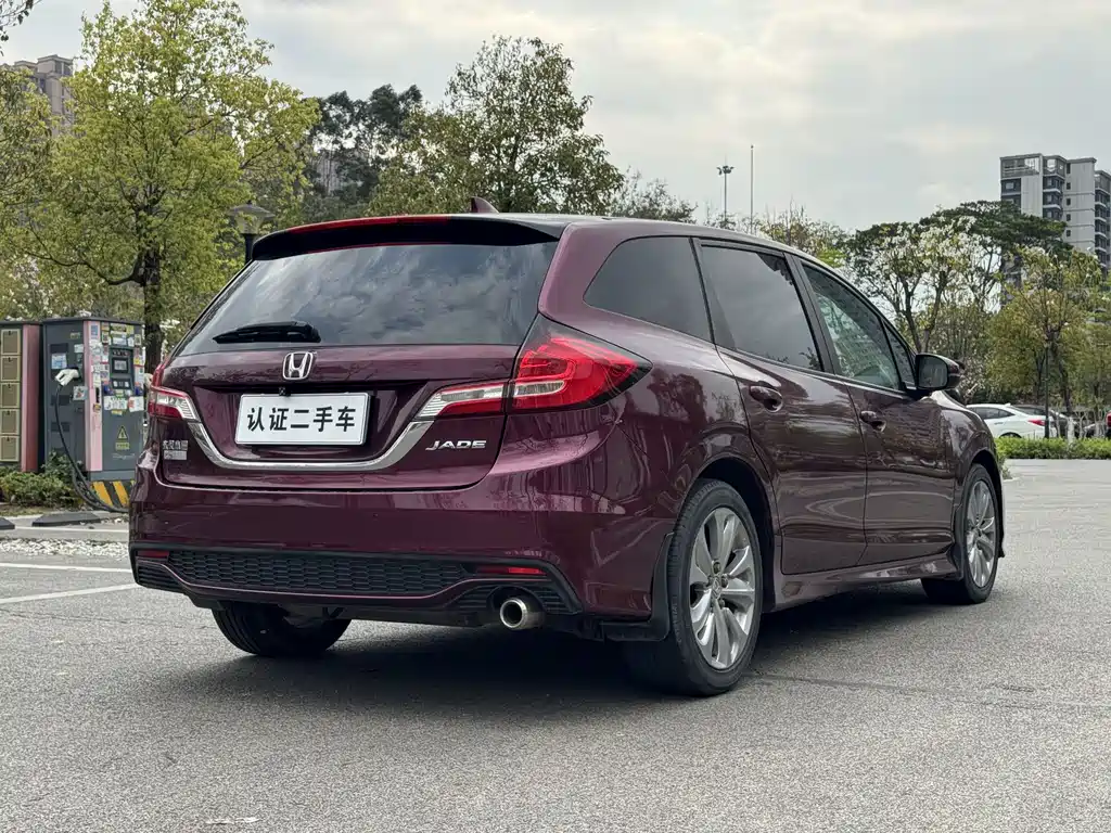 Jade 2017 1.8L automatic comfort version 5 seats купить на сайте DeffCars