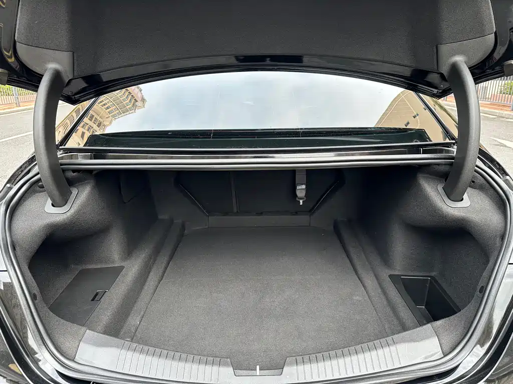 Cadillac CT5 2023 28T Platinum Super Assisted Driving Edition купить на сайте DeffCars