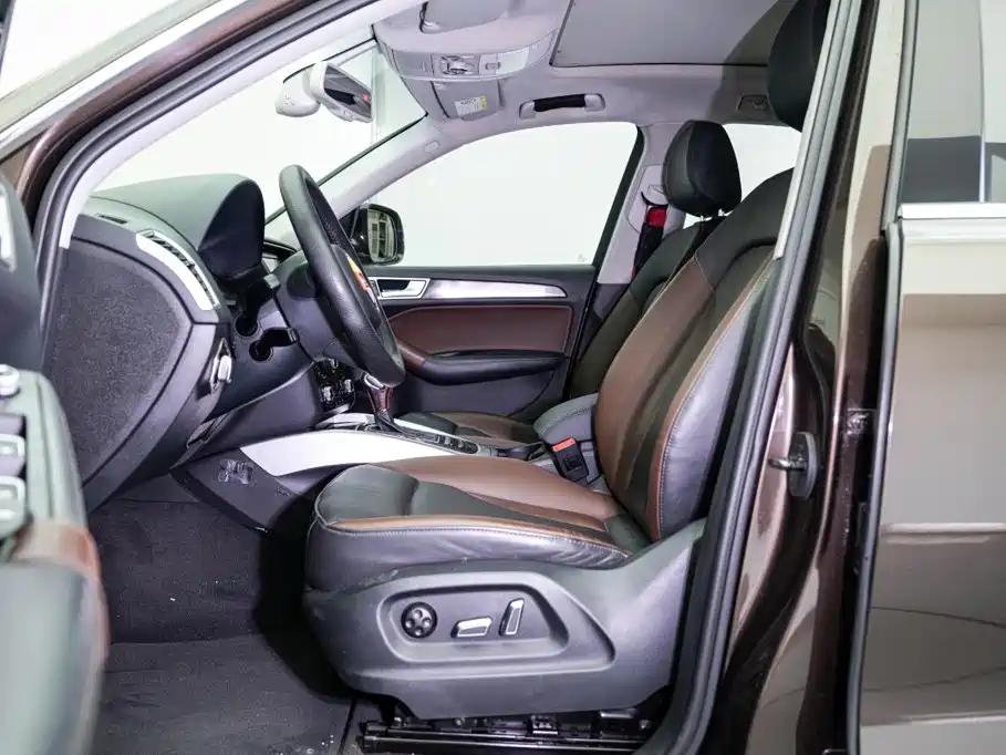 Audi Q5 2017 40 TFSI technology купить на сайте DeffCars