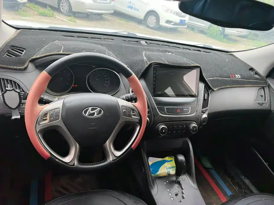 Beijing Hyundai ix35 2015 2.0L automatic two-wheel drive comfort model National V купить на сайте DeffCars