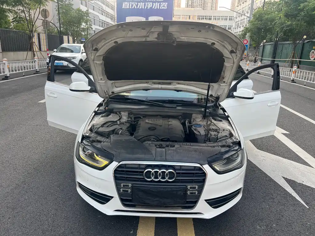 Audi A4L 2013 35 TFSI automatic luxury model купить на сайте DeffCars
