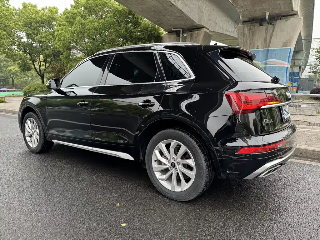 Audi Q5L 2022 40T fashionable and dynamic model купить на сайте DeffCars