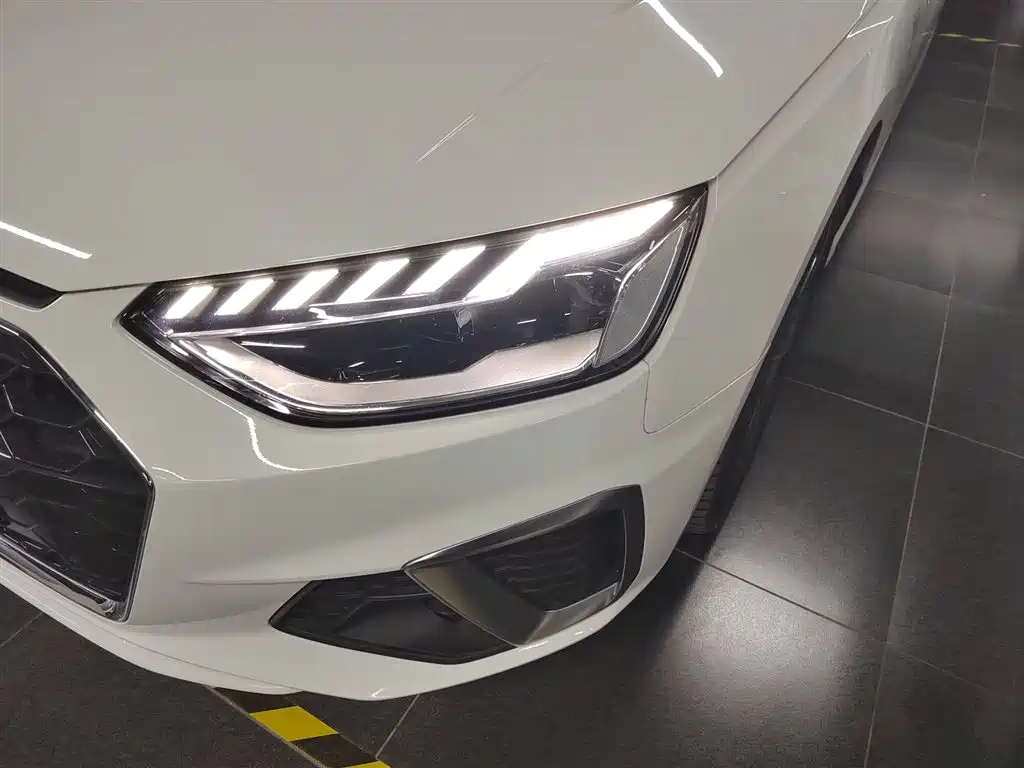 Audi A4L 2020 40 TFSI Fashionable and Dynamic купить на сайте DeffCars