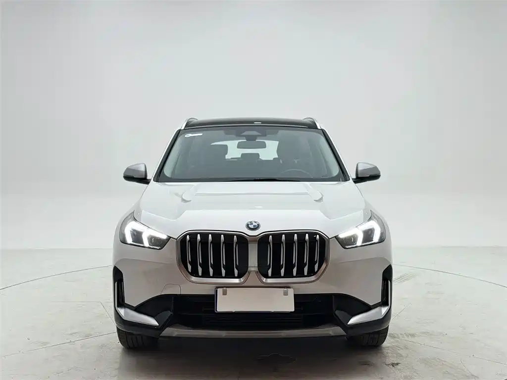 BMW X1 2023 sDrive20Li X Design Package купить на сайте DeffCars