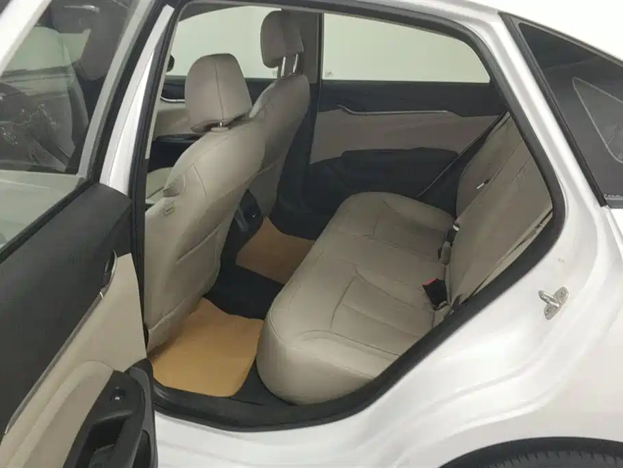 Yinglang 2019 15T dual-clutch interconnected elite model National V купить на сайте DeffCars
