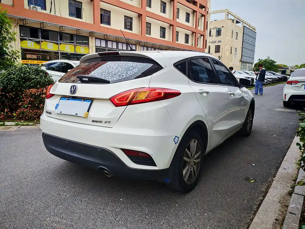 Eado XT 2015 1.6L manual handsome model National V купить на сайте DeffCars