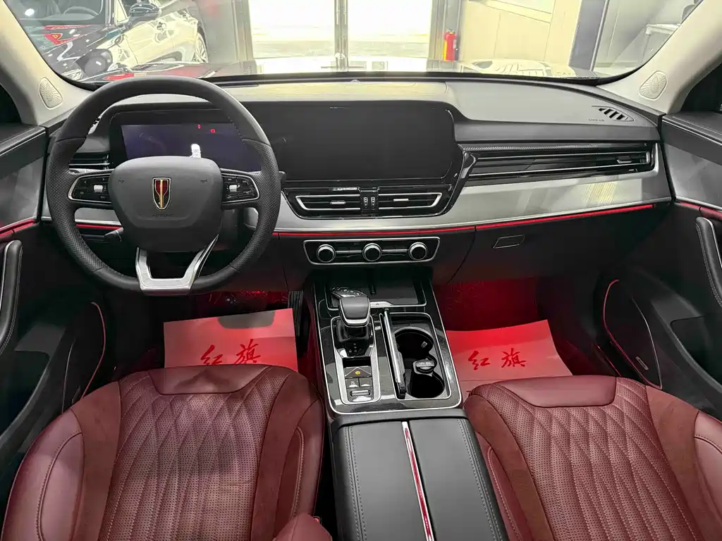 Hongqi HS5 2023 2.0T four-wheel drive Qixiang Pro version купить на сайте DeffCars