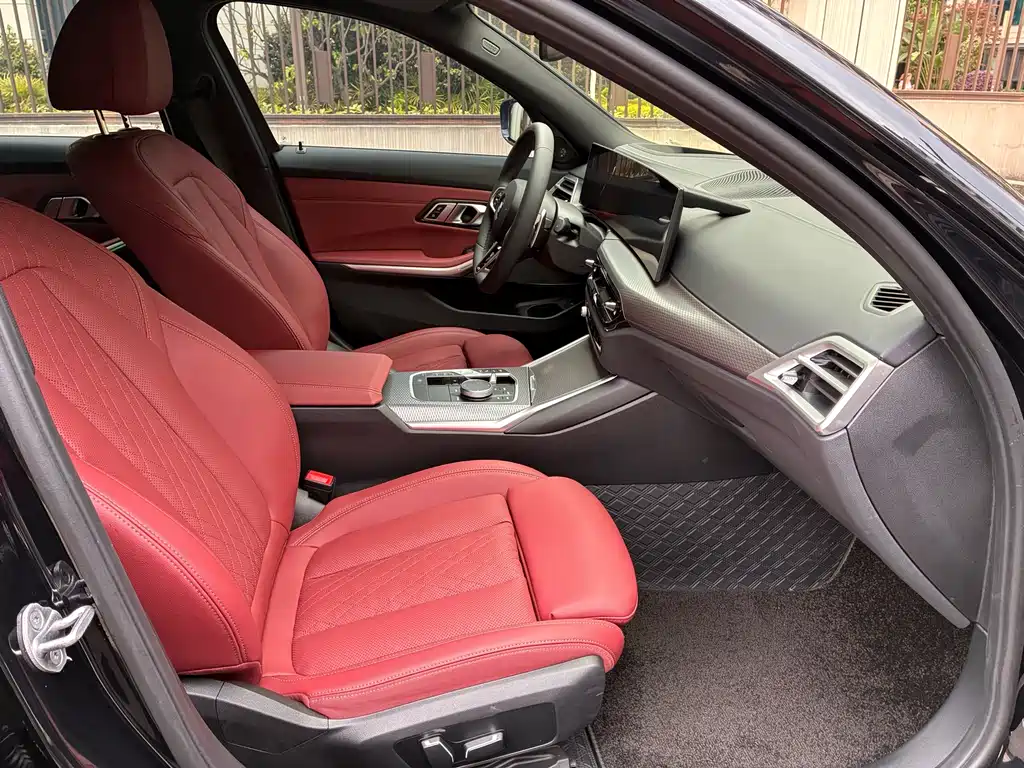 BMW 3 Series 2025 330Li Exclusive M Sports Night Package купить на сайте DeffCars