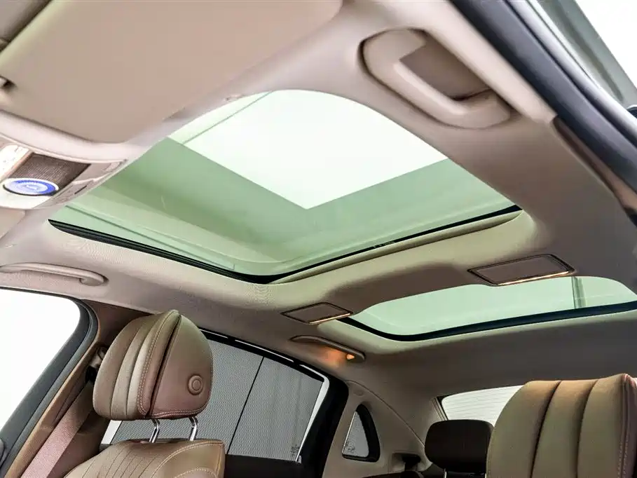 Mercedes-Benz E-Class 2023 E 300 L Luxury Model купить на сайте DeffCars