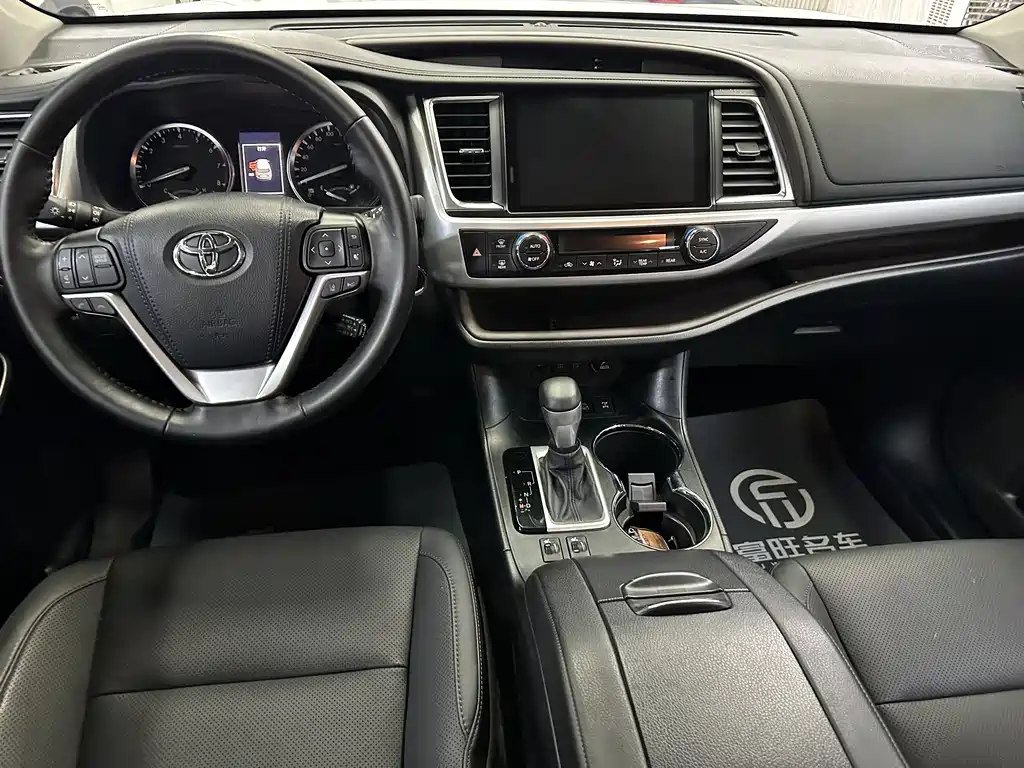 Highlander 2021 2.0T four-wheel drive luxury version 7 seats купить на сайте DeffCars