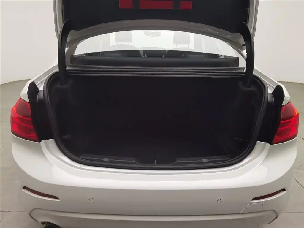 BMW 1 Series 2018 facelift 118i fashion model купить на сайте DeffCars