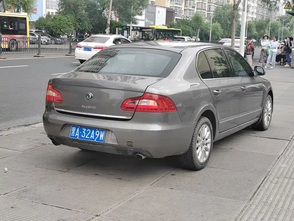 Haorui 2009 2.0TSI automatic elegant version купить на сайте DeffCars