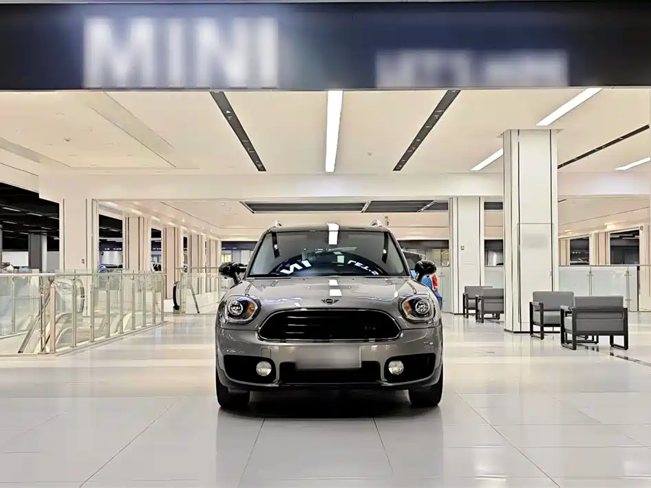 MINI COUNTRYMAN 2018 1.5T COOPER ALL4 Classic купить на сайте DeffCars