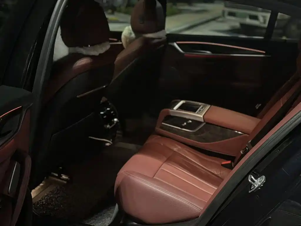 BMW 5 Series 2019 530Li Exclusive M Sports Package купить на сайте DeffCars