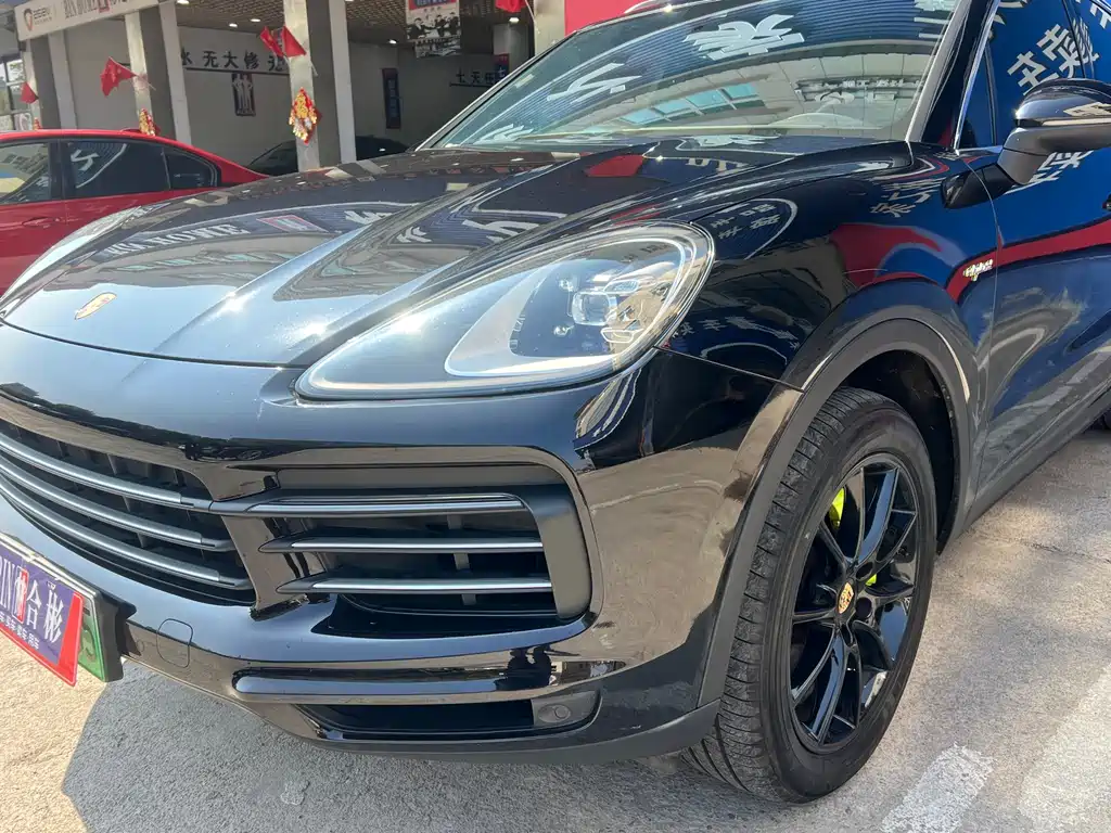 Cayenne New Energy 2021 Cayenne E-Hybrid 2.0T купить на сайте DeffCars