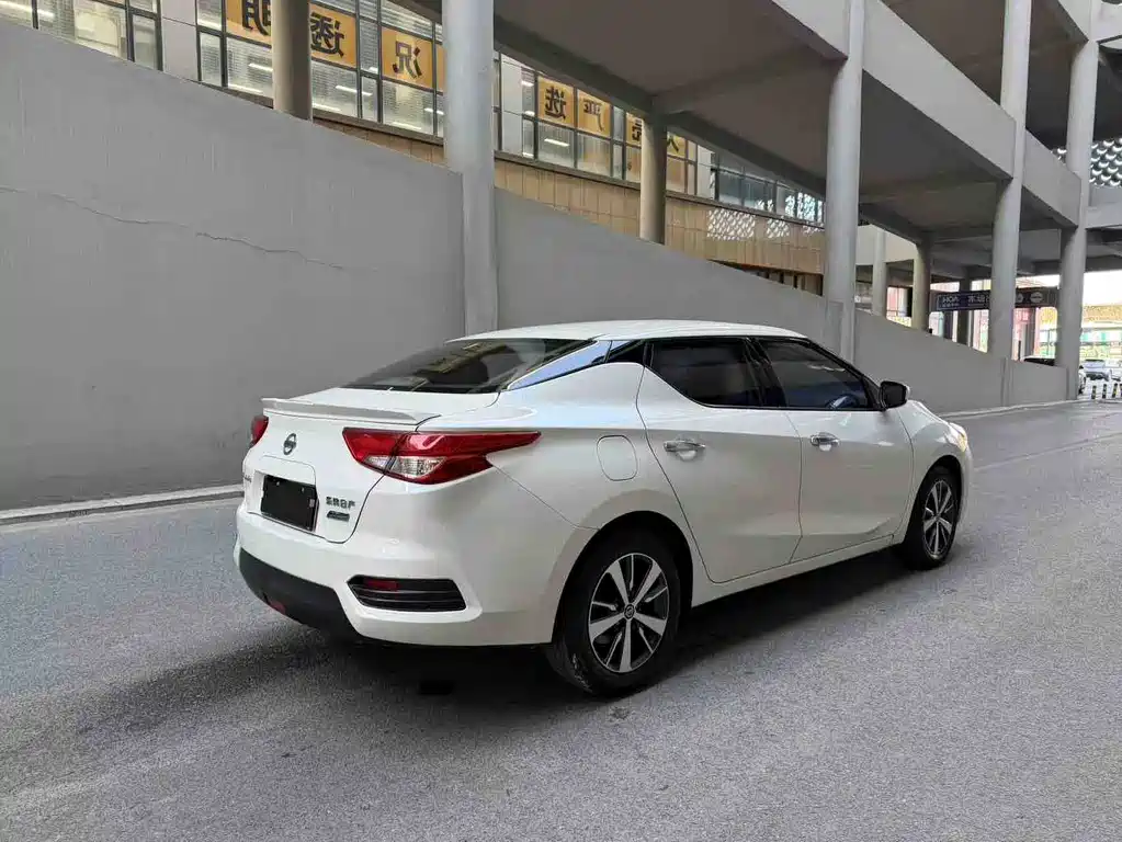 Bluebird 2020 1.6L CVT cool version купить на сайте DeffCars