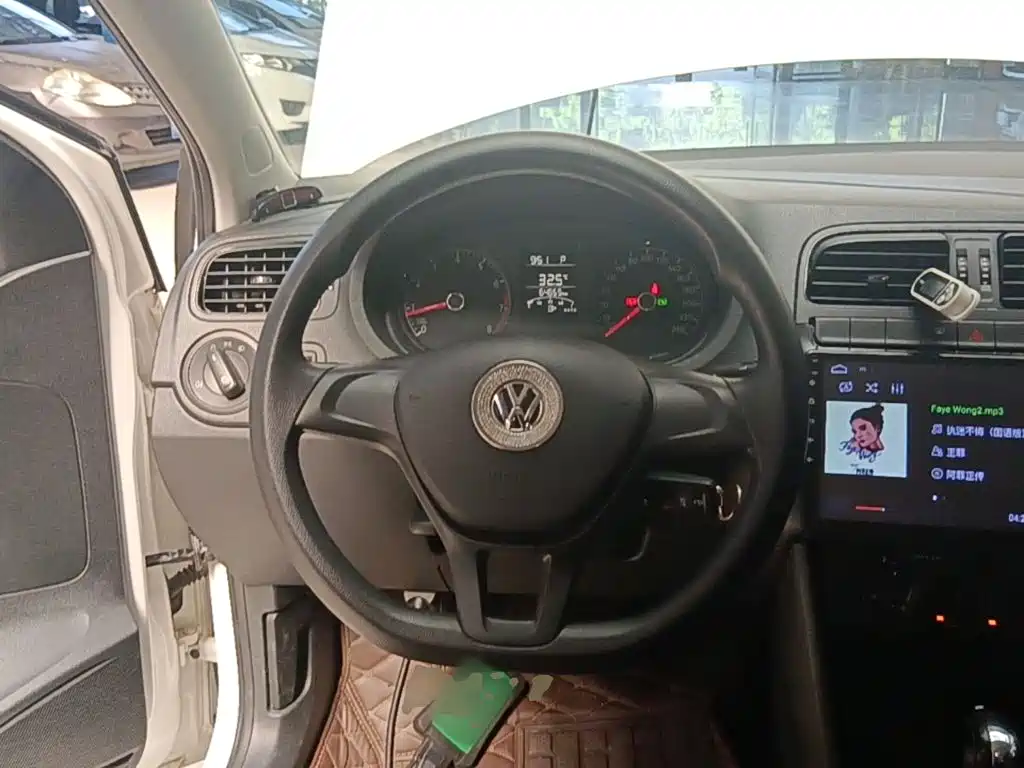 Polo 2016 1.4L automatic fashion model купить на сайте DeffCars