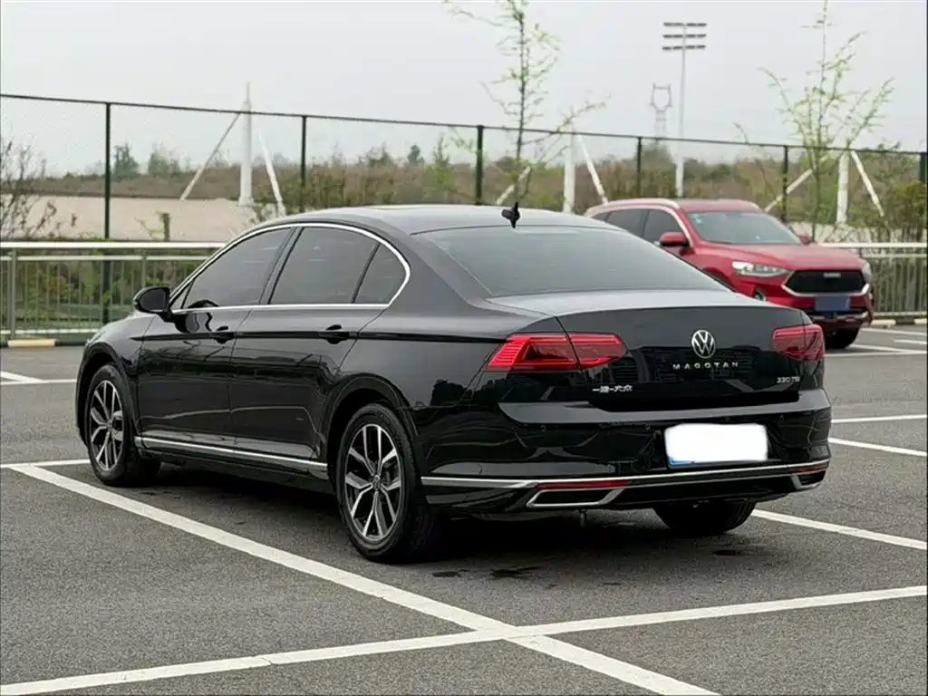 Magotan 2020 330TSI DSG leading model купить на сайте DeffCars