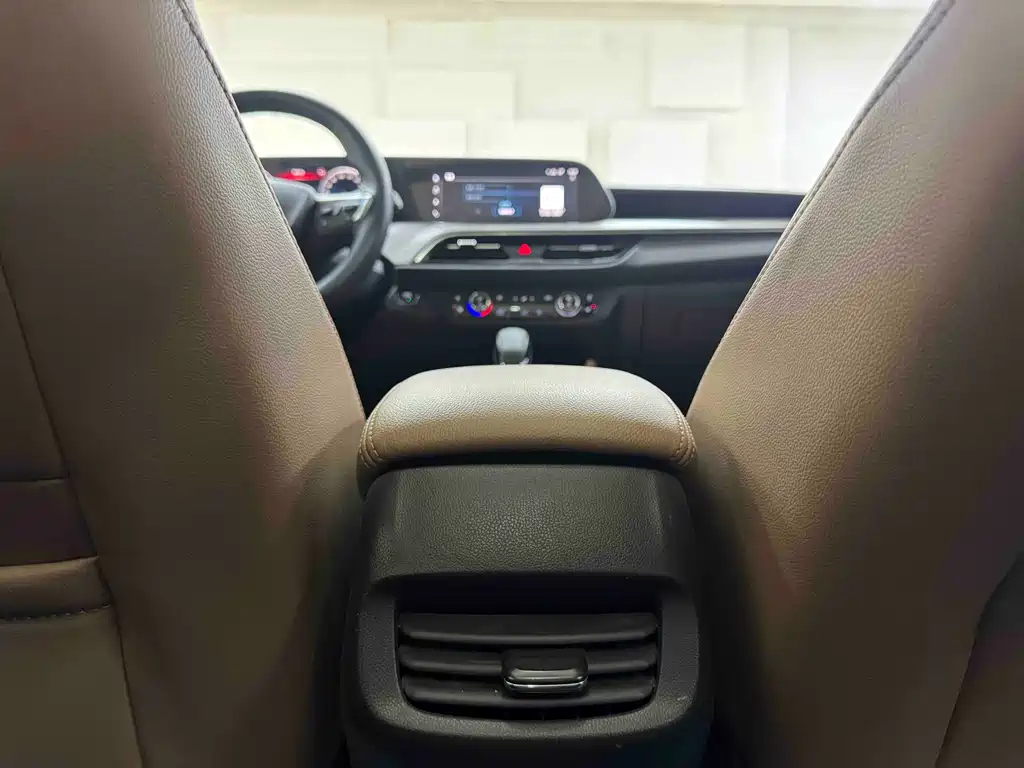 Buick GL6 2021 323T mild hybrid connected luxury model купить на сайте DeffCars