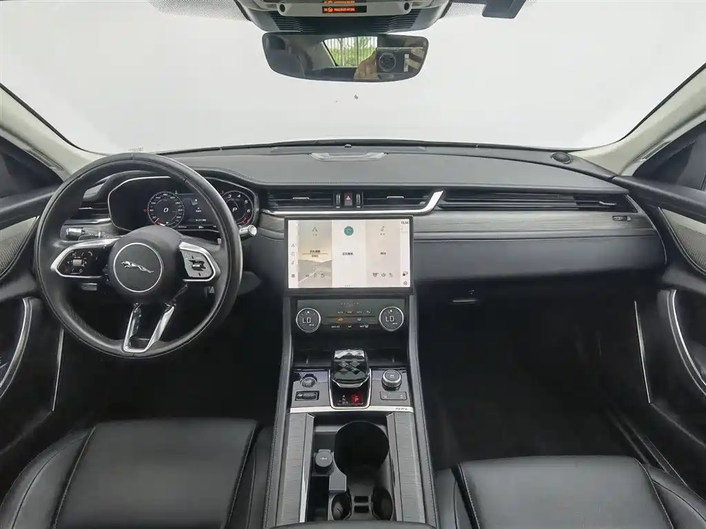 Jaguar XFL 2021 XFL 2.0T P200 2WD Elite Deluxe Edition купить на сайте DeffCars
