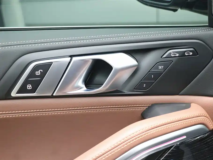 BMW X6 2023 xDrive40i M Sports Package купить на сайте DeffCars