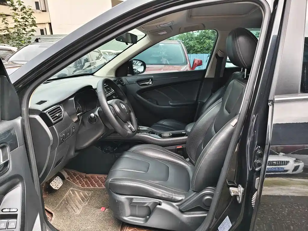 Fengguang 580 2016 facelift 1.5T CVT comfort model купить на сайте DeffCars
