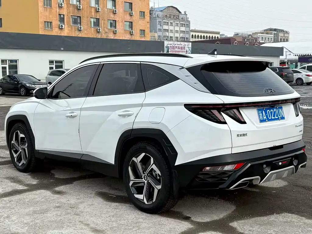 Tucson 2023 Tucson L 1.5T automatic two-wheel drive LUX N Line premium version купить на сайте DeffCars